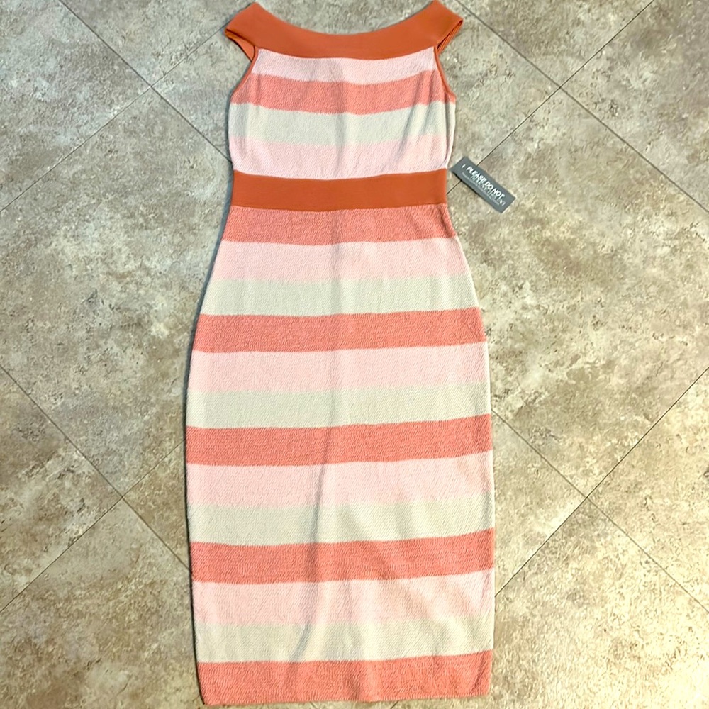 Eva Mendes NY & Company off shoulder fitted dress